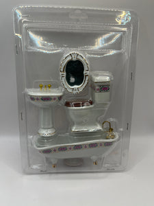 DF1193 - Deluxe pink and gilt bathroom suite