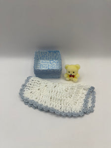 YD006 - Baby boy basket