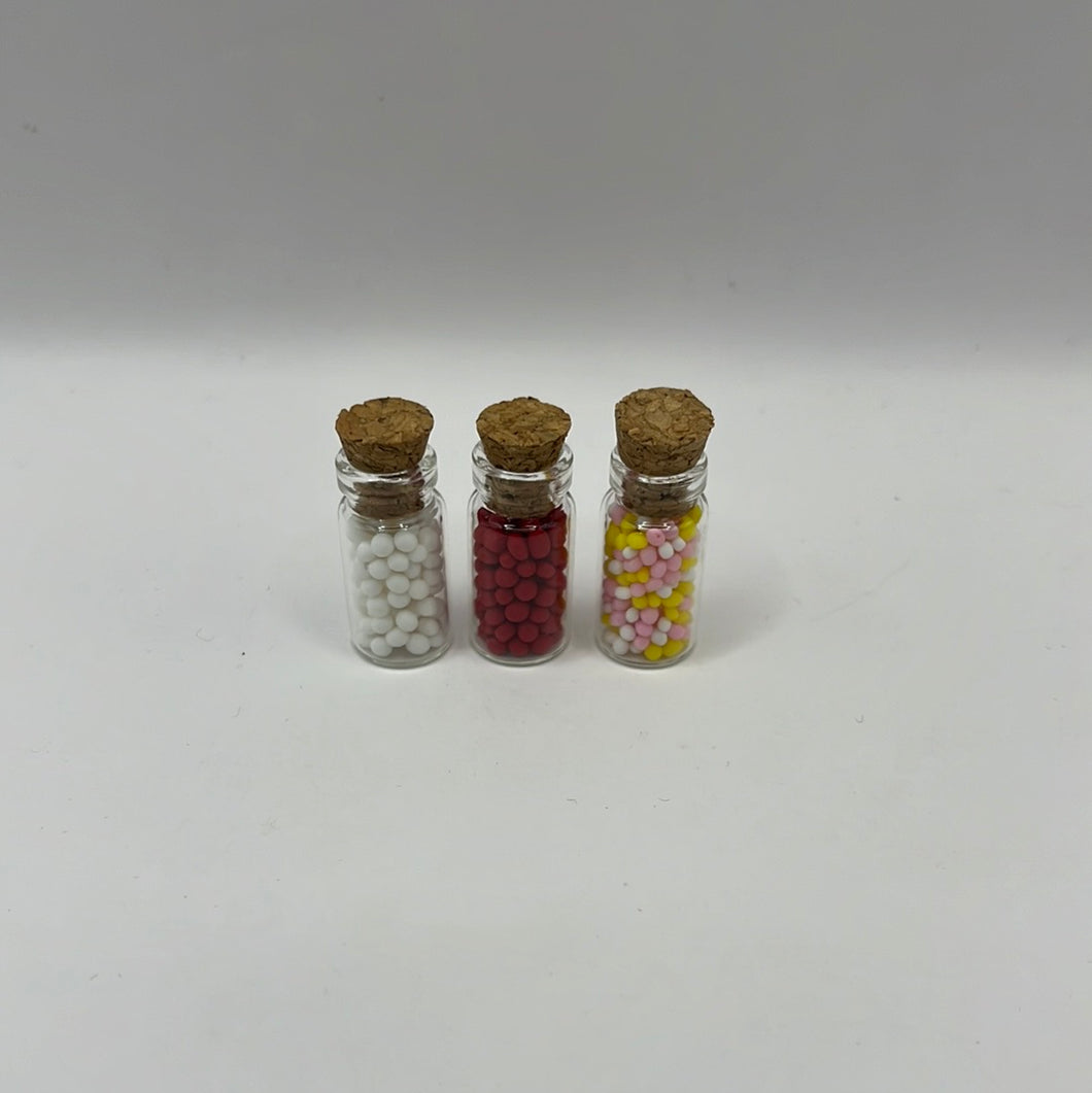 ZR027 - 3 jars of sweets