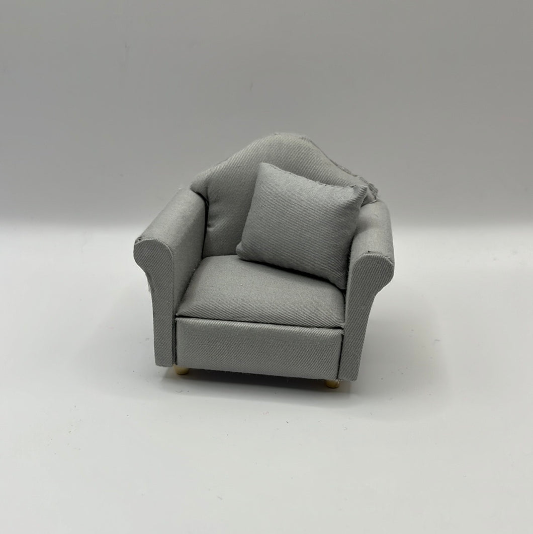 LOU015 - Grey armchair