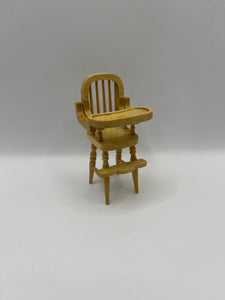 NUR063a - Pine high chair