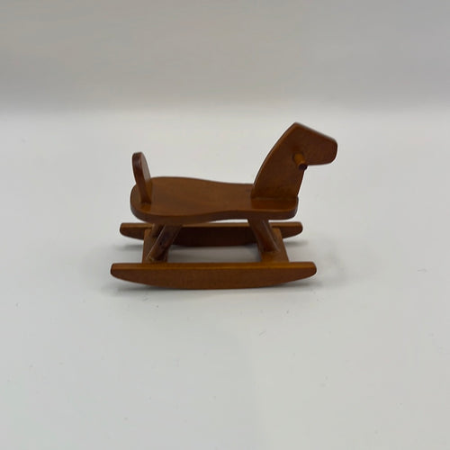 NUR006 - Basic rocking horse