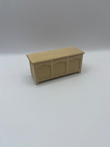 AB024 - Large storage box