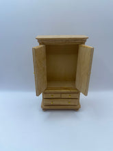 Load image into Gallery viewer, AB038 - Double wardrobe with drawers