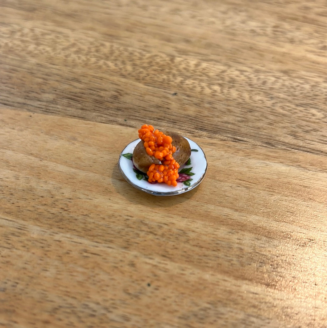 ZR067 - Jacket potato with baked beans