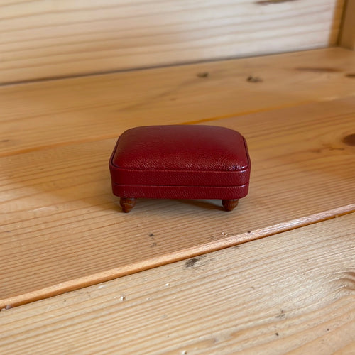 LOU083 - Red leather chesterfield footstool